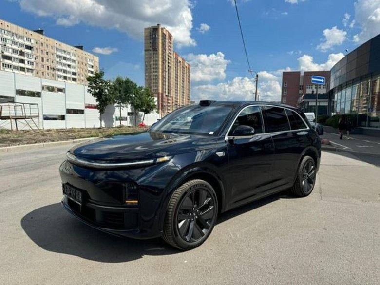 Внедорожник li