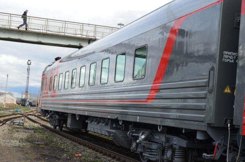 Фирменный поезд вятка 032