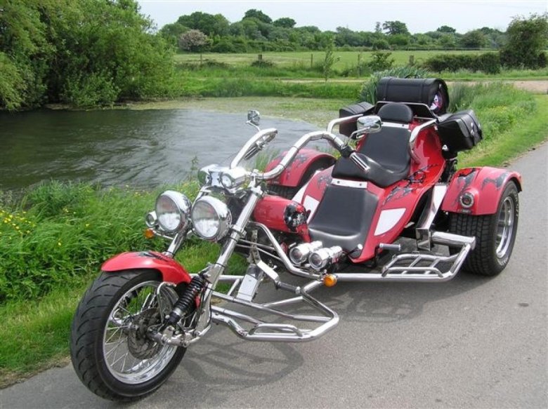 Трайк мотоцикл круизер