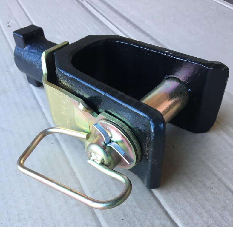 Буксировочный крюк вольво fh12