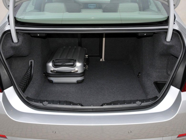 Bmw f10 бажник