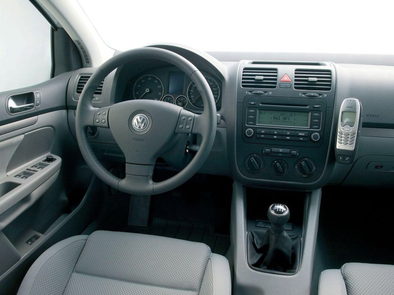 Volkswagen golf 5 салон