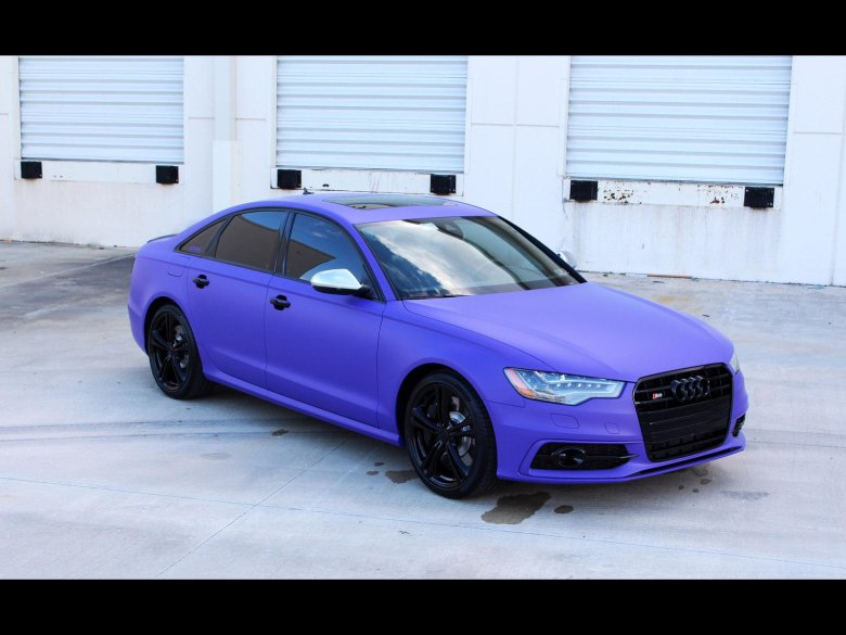 Фиолетовая ауди