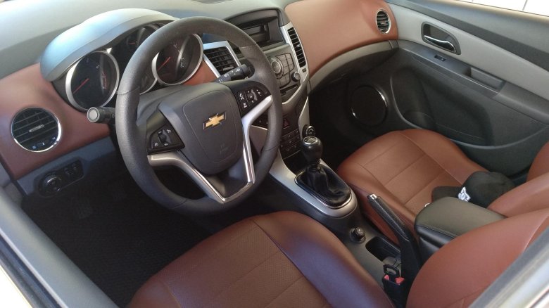 Салон шевроле круз алькантара