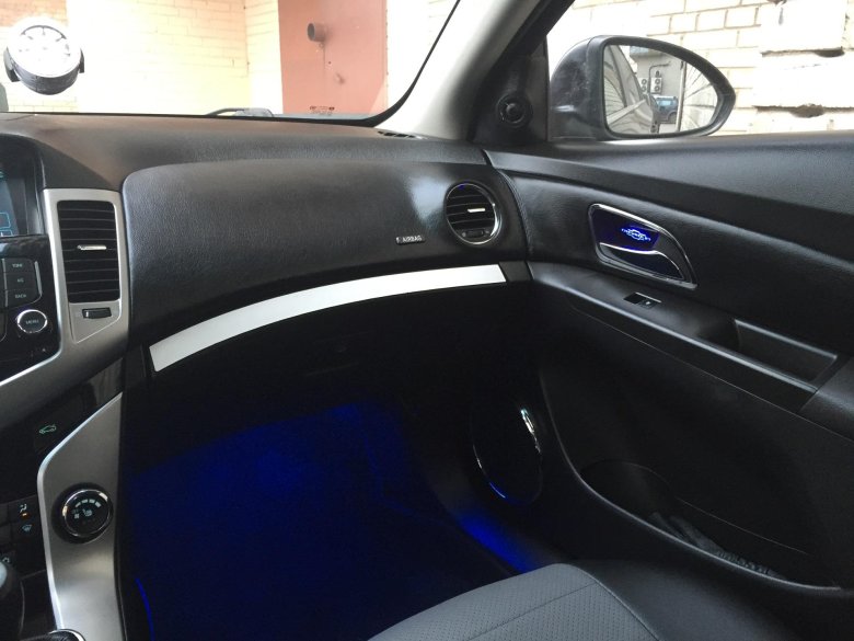 Неоновая лента шевроле круз