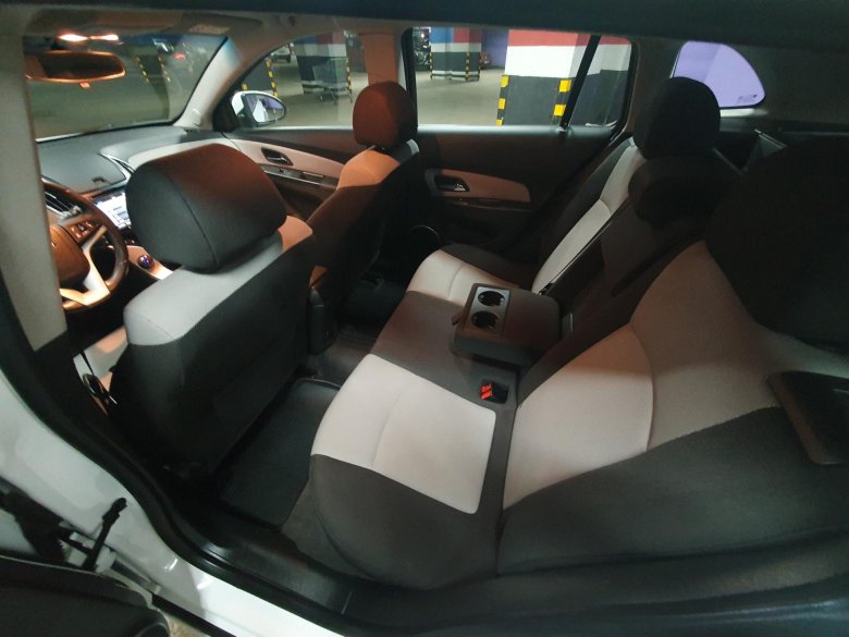 Chevrolet cruze универсал