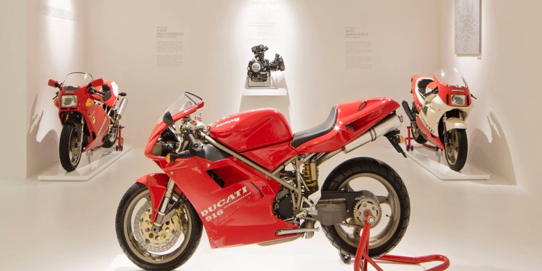 Гараж в стиле дукати