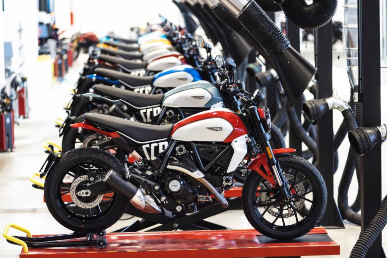 Ducati scrambler 800