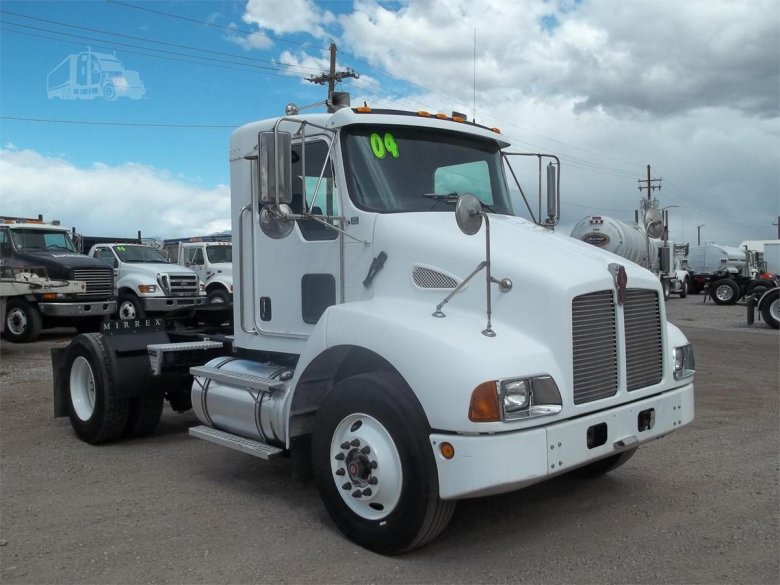 Kenworth t200