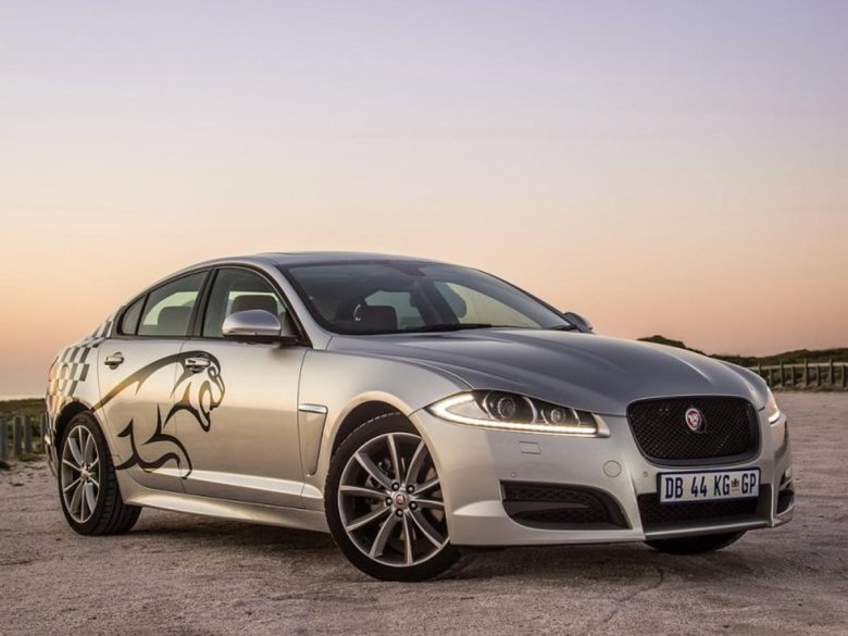 Jaguar xf 2015