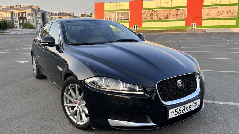 Jaguar xf 2012
