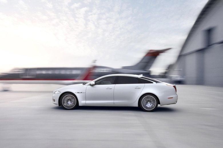 Jaguar xj ultimate