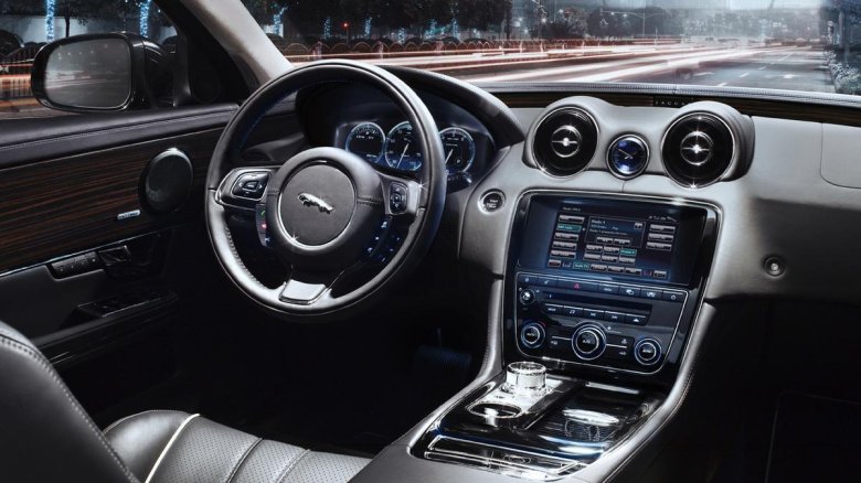 Jaguar xj interior