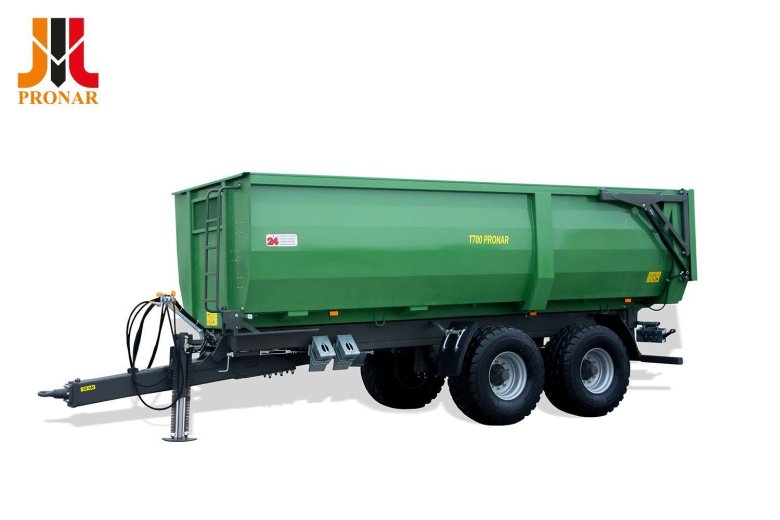 Разбрасыватель органических удобрений pronar