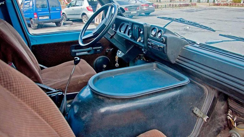 Раф 2203 салон