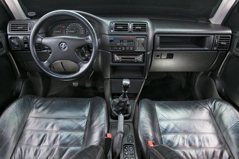 Опель вектра а салон