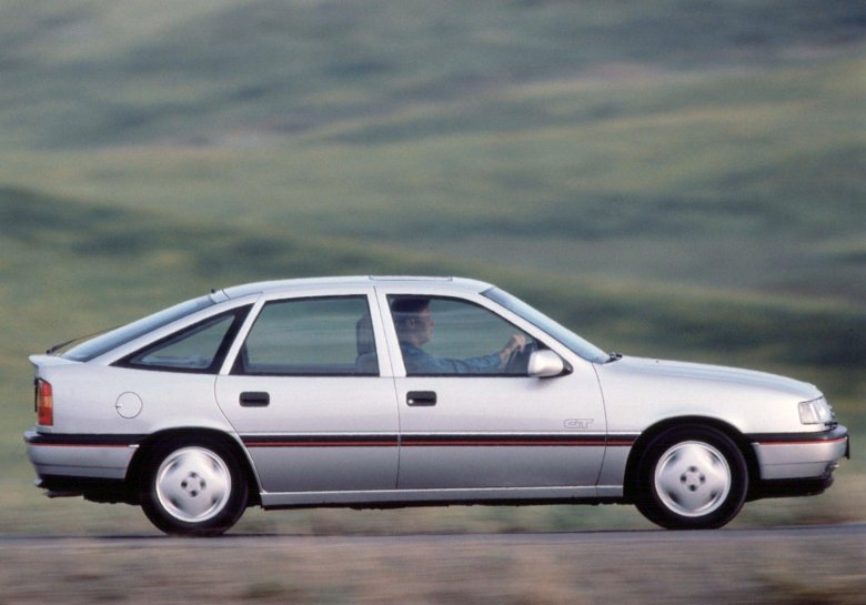 Opel vectra a 1990 хэтчбек