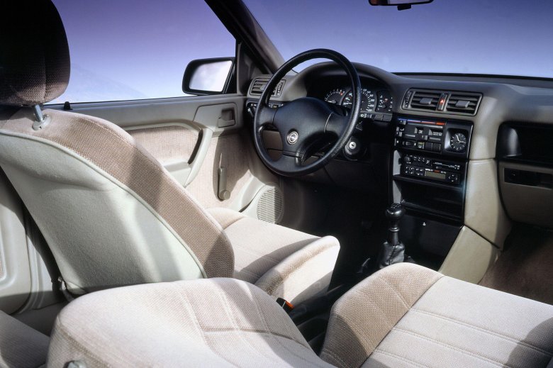 Opel vectra a салон