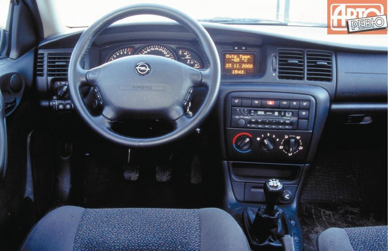 Opel vectra b 2000 салон