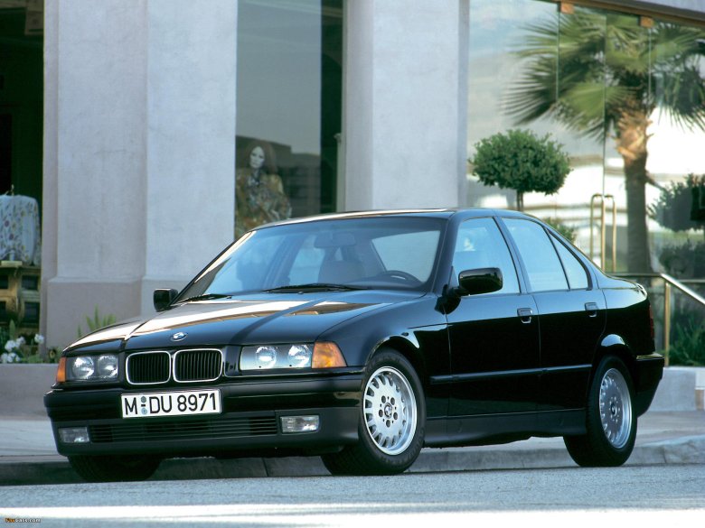 Bmw e36 sedan