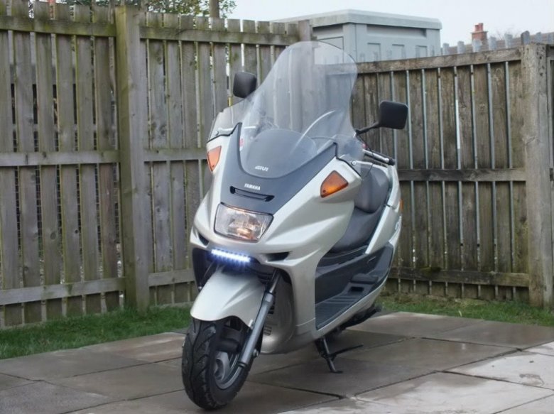 Yamaha majesty yp250