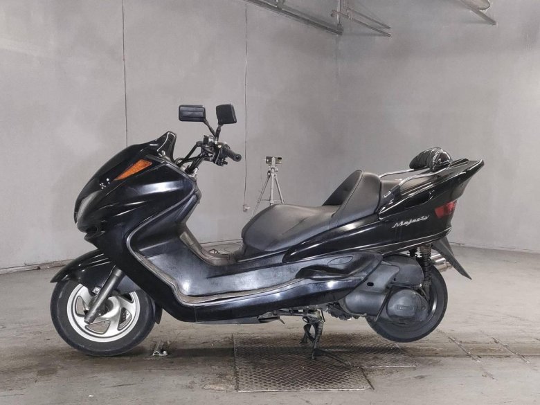 Yamaha majesty 250