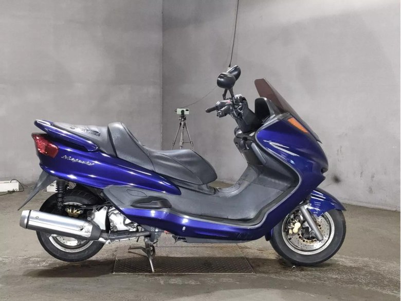 Ямаха маджести 2501995 г