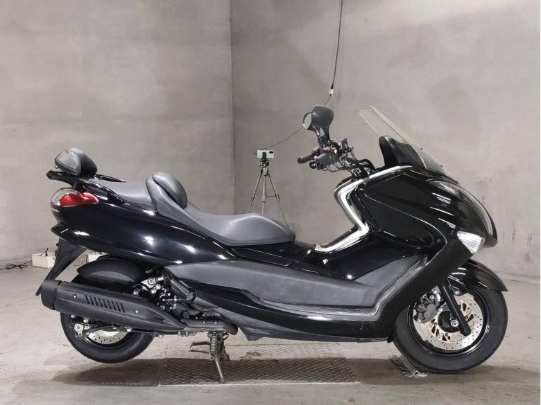 Максискутер ямаха