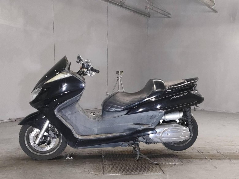 Yamaha majesty 400