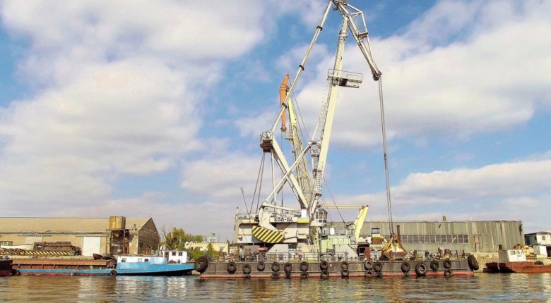 Плавучий кран проекта р-99