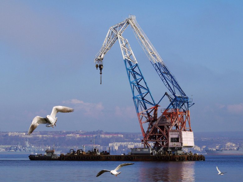 Плавучий кран svanen