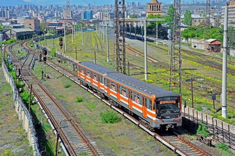 Ереванский метрополитен 81-717m