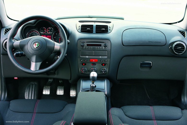 Alfa romeo 147 interior