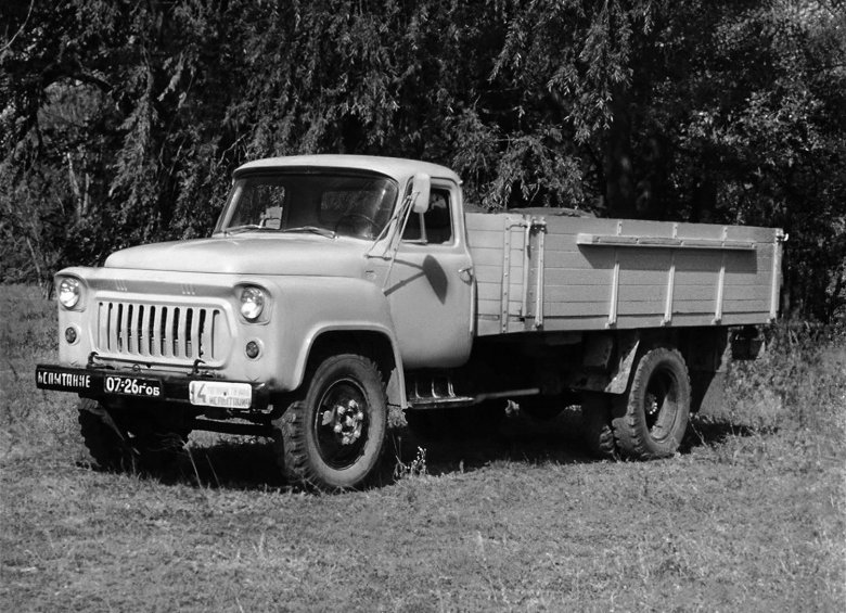 Газ 53 и зил 130