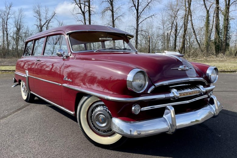 Chrysler windsor 1955 wagon
