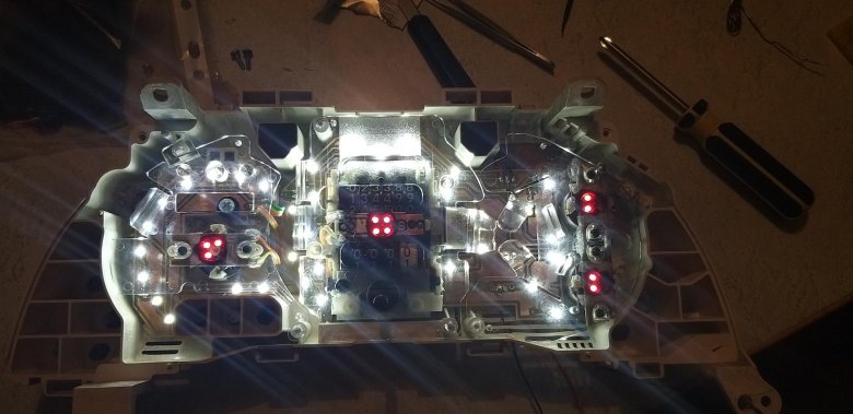 Celica st202 приборная панель пересвет