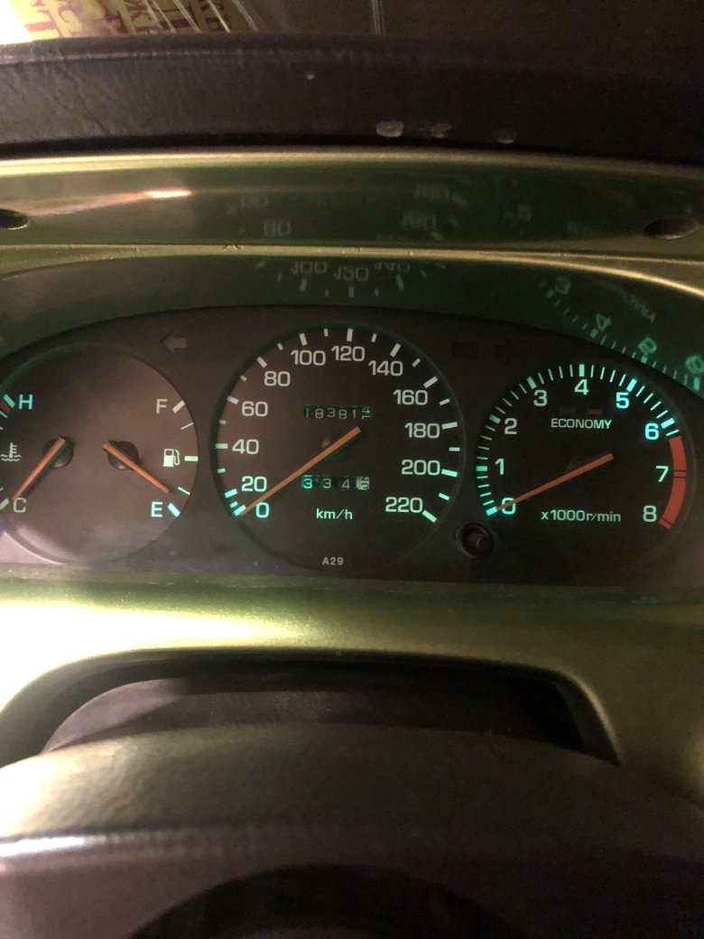 Панель приборов toyota celica t180