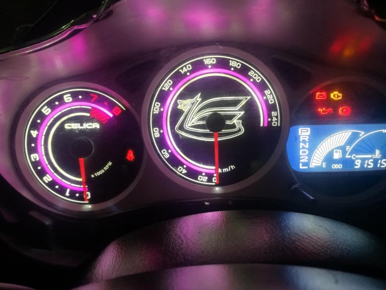 Toyota celica приборная панель