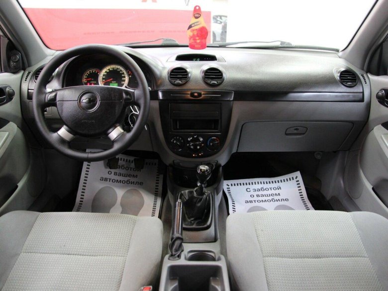 Chevrolet lacetti 2008 хэтчбек салон