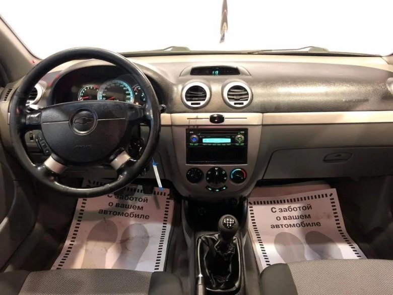 Chevrolet lacetti 2012 хэтчбек салон