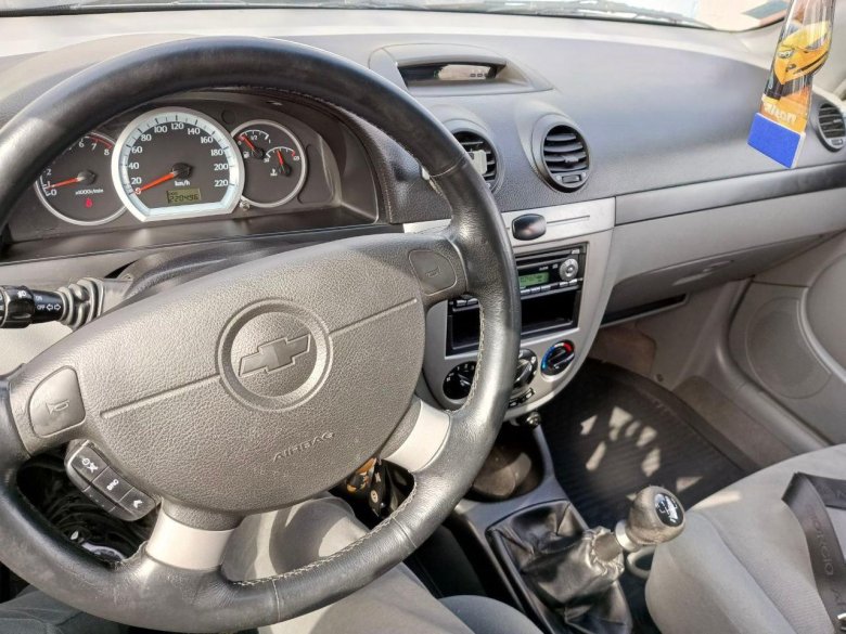 Chevrolet lacetti 2008 хэтчбек салон