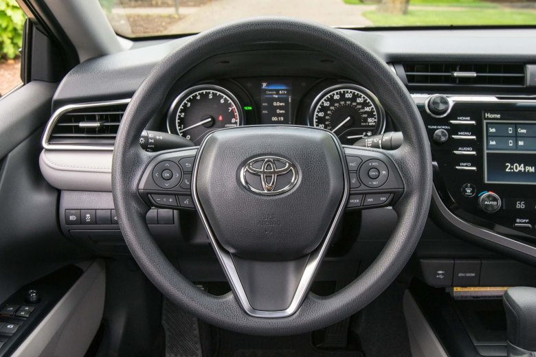 Руль toyota camry 70