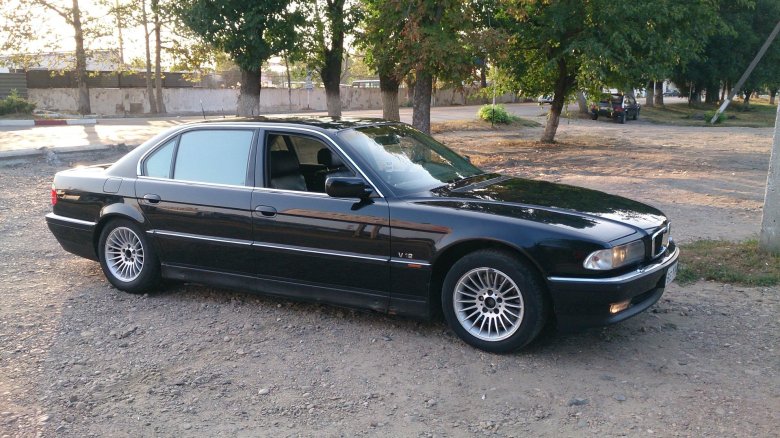 Бмв 7 серии е 38