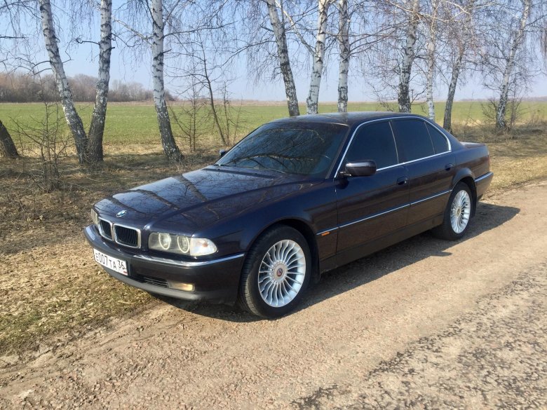 Бмв 7 1998