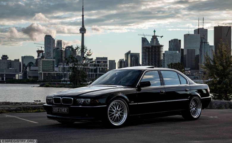 Bmw e38 740i