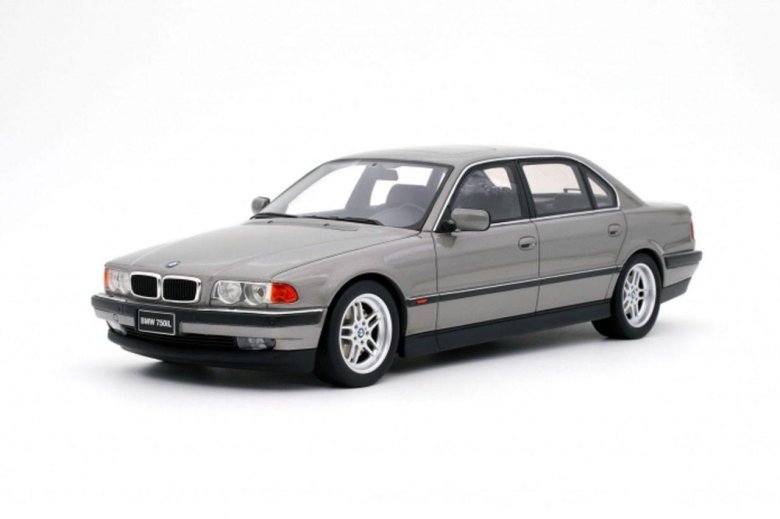 Bmw 750li 1/24 e38 minichamps