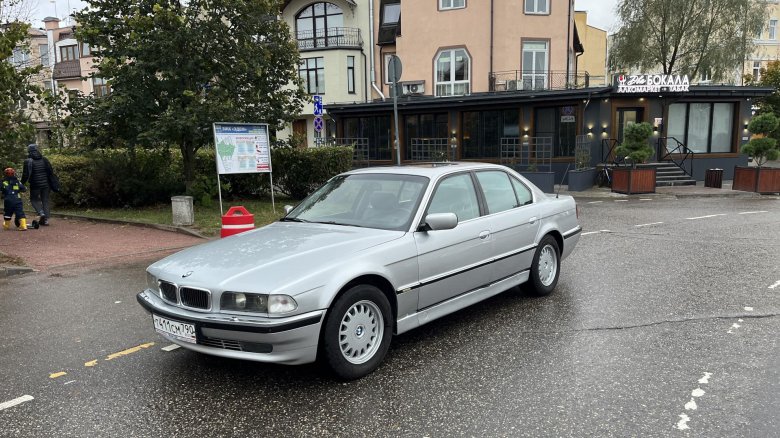 Bmw 750i e38