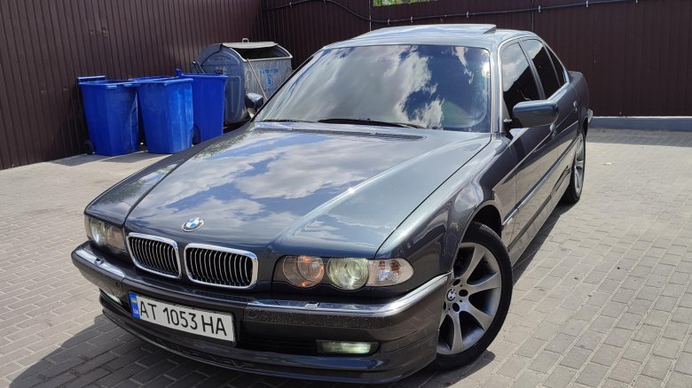 Бмв 7 2001 года