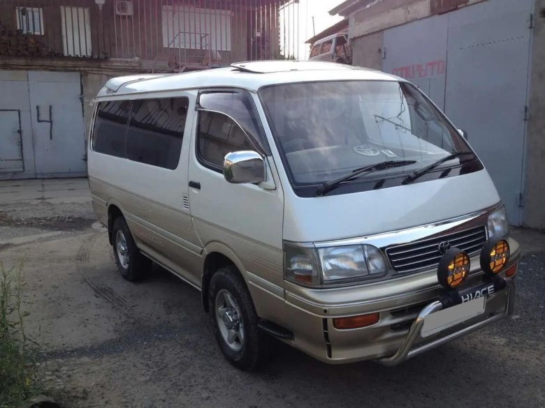 Микроавтобус тойота хайс