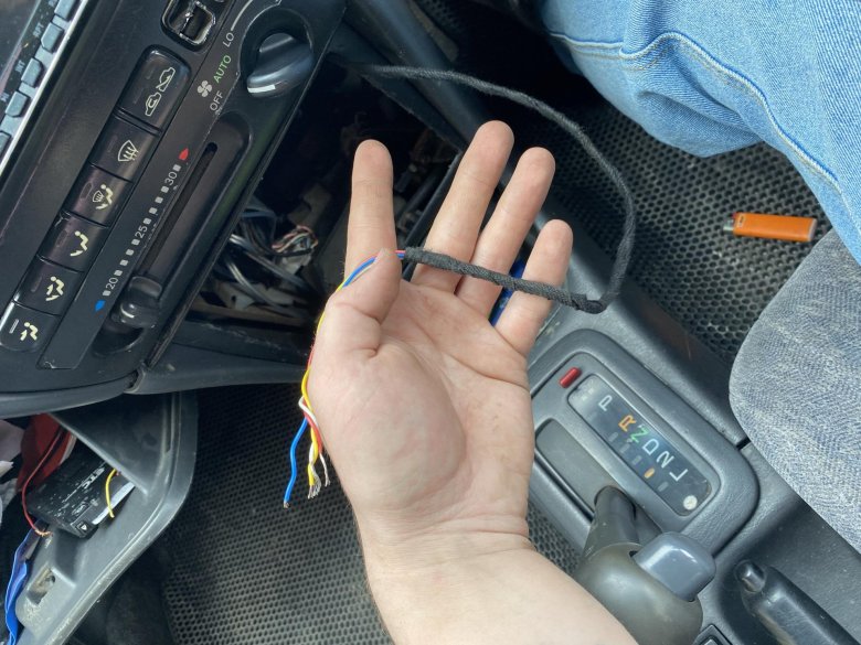 Подключение магнитолы к автомобилю